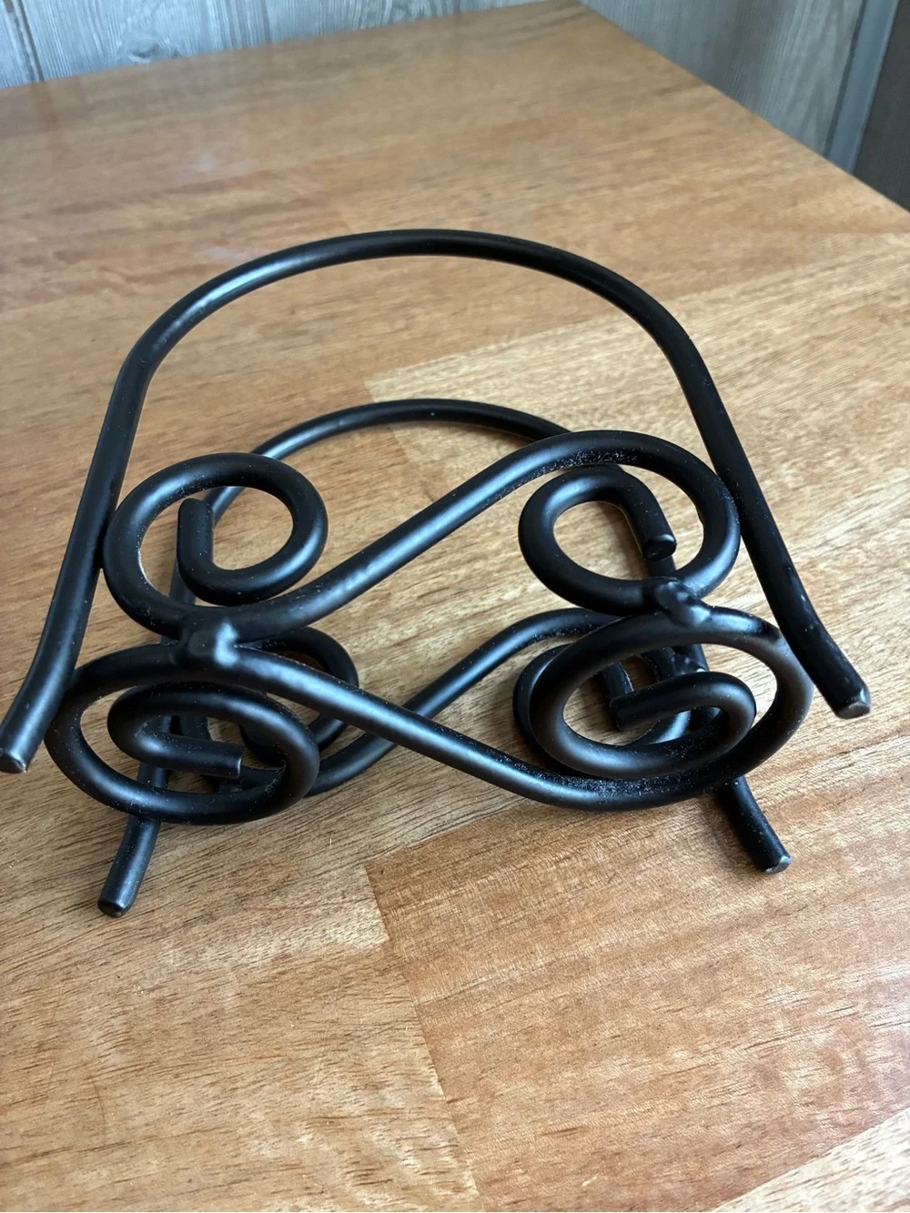 Napkin Holder Arch Black Scroll. 5.”x6”